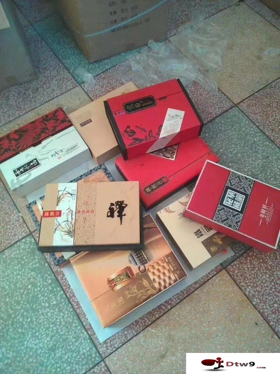 擺地?cái)?0元模式盒裝茶葉，擺地?cái)傎u酒水茶葉禮品貨源批發(fā)