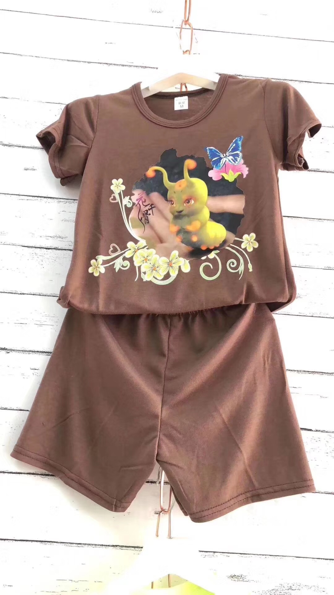 兒童套裝批發(fā) 地?cái)偱芰?5元模式兒童衣服貨源